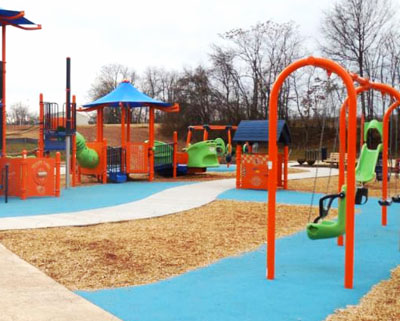 adatvie swings at Countryside park